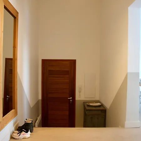 Les Salins Apartment *