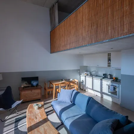 Les Salins Apartment *